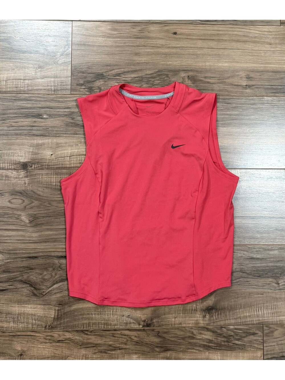 Nike Running Division Women's Dri-FIT Pocket Running Sleeveless Top
